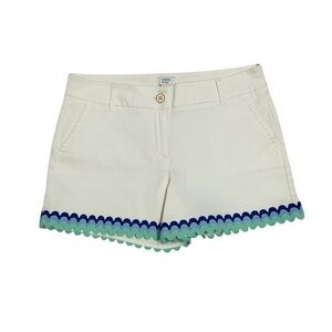 Crown & Ivy White Shelby Short With Blue Rickrack Accents Size 8 #240